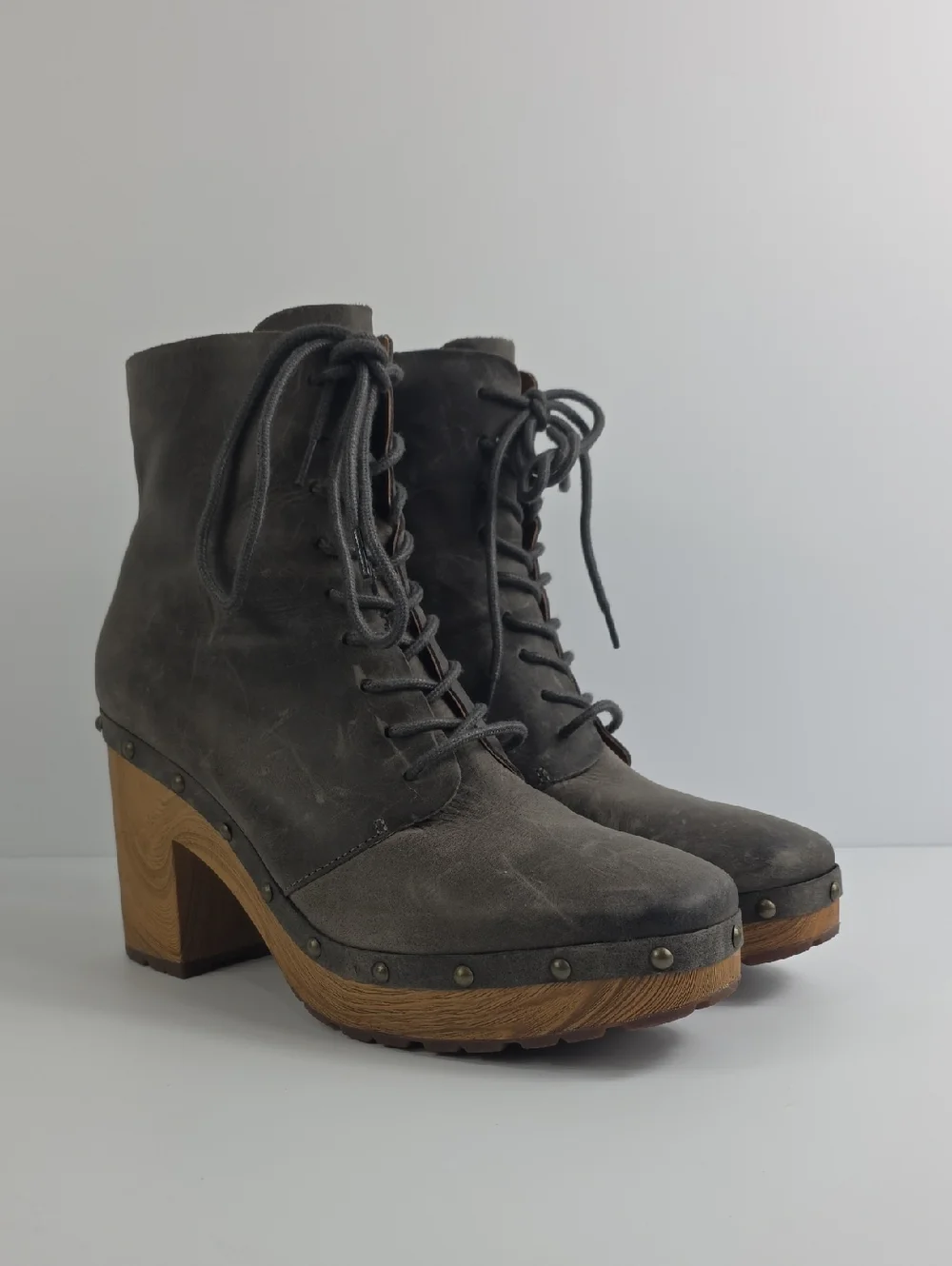 Kork-Ease Sherborn‎ Dark Grey Burnished Leather Women's Booties Size 10.